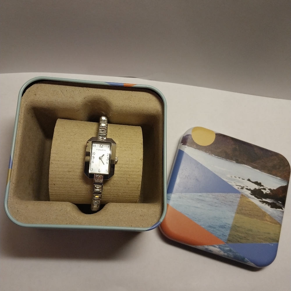 Fossil Watch Women Silver Tone Tank Pave Band MOP 50M Band New Battery 6.5"
